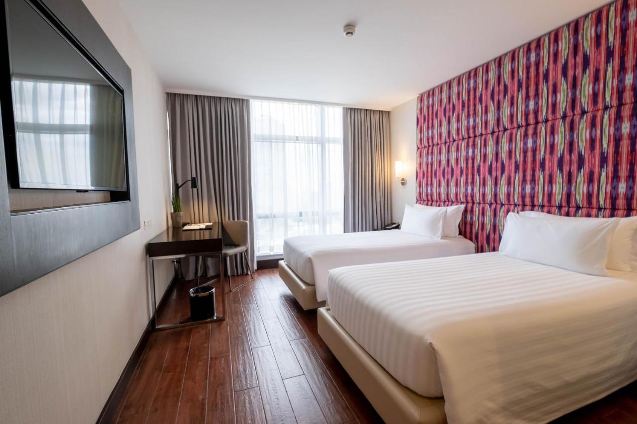Wynwood Hotel Pasig City Екстер'єр фото