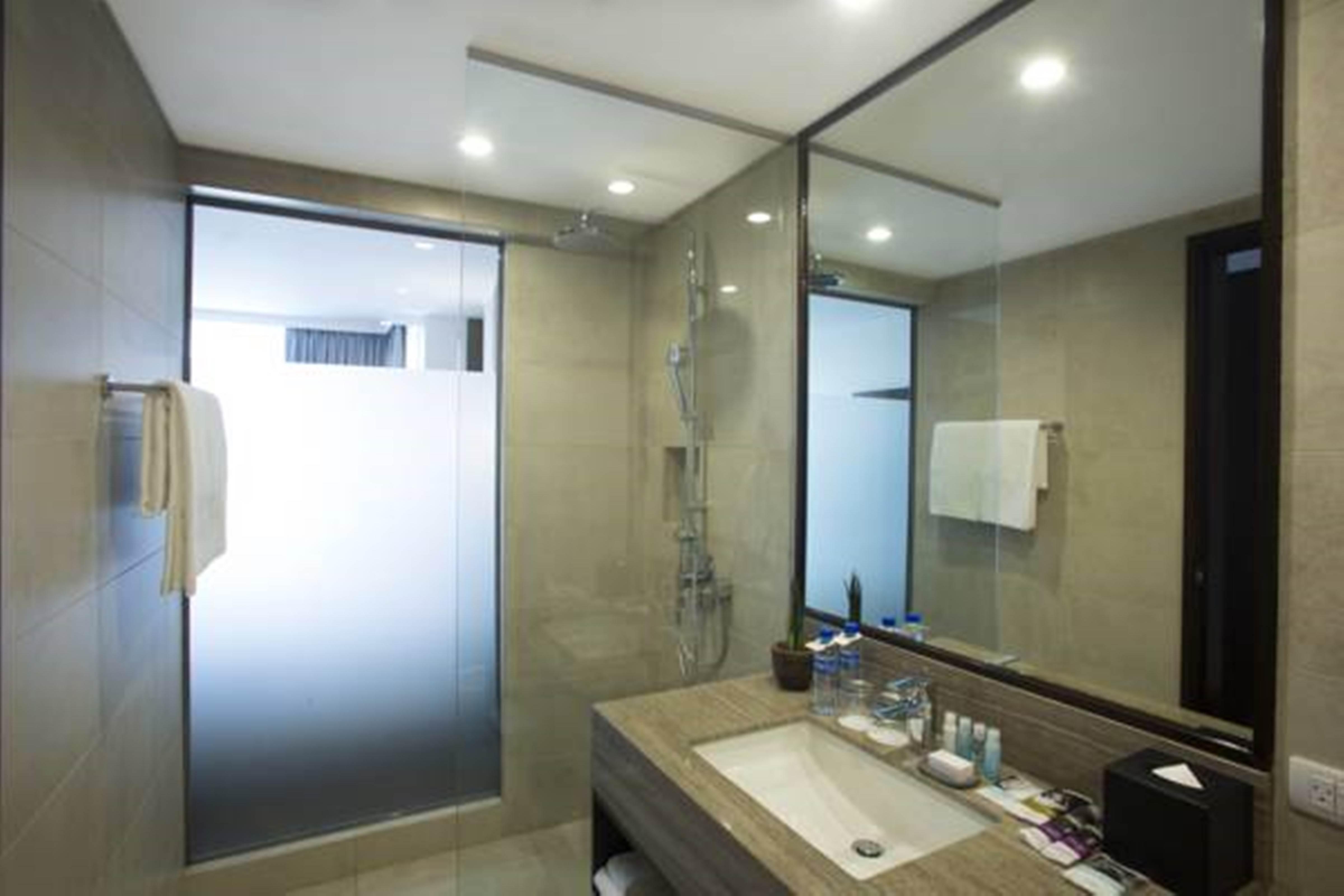 Wynwood Hotel Pasig City Екстер'єр фото
